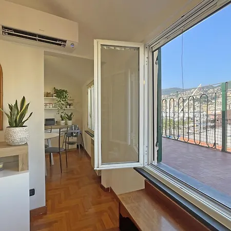 Happy Family Panorama Apartment Genoa
